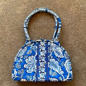 Vera Bradley Retired Blue Lagoon “Eloise” shoulder bag/purse. Kiss lock close.